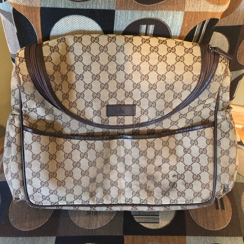 Gucci crossbody diaper bag